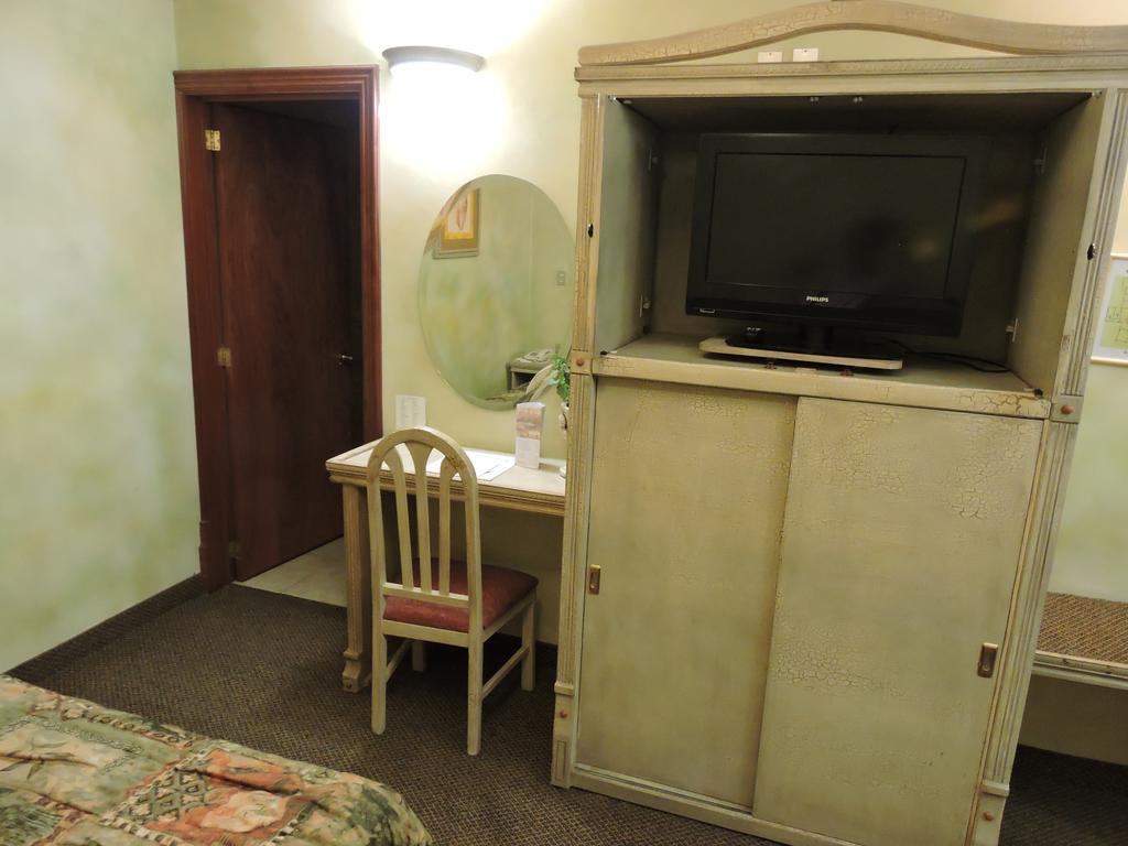 Hotel Quinta Cesar ซานฮวน เด ลอสลากอส ภายนอก รูปภาพ