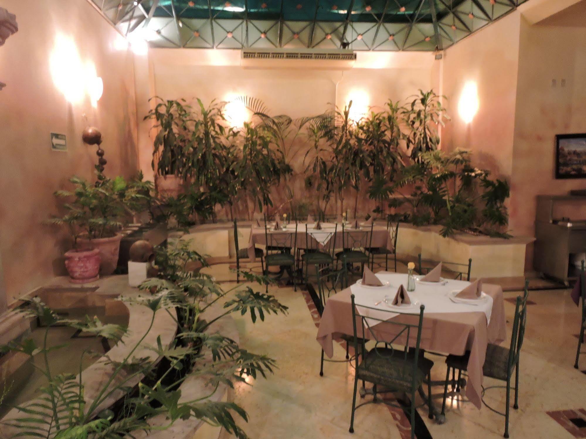 Hotel Quinta Cesar ซานฮวน เด ลอสลากอส ภายนอก รูปภาพ
