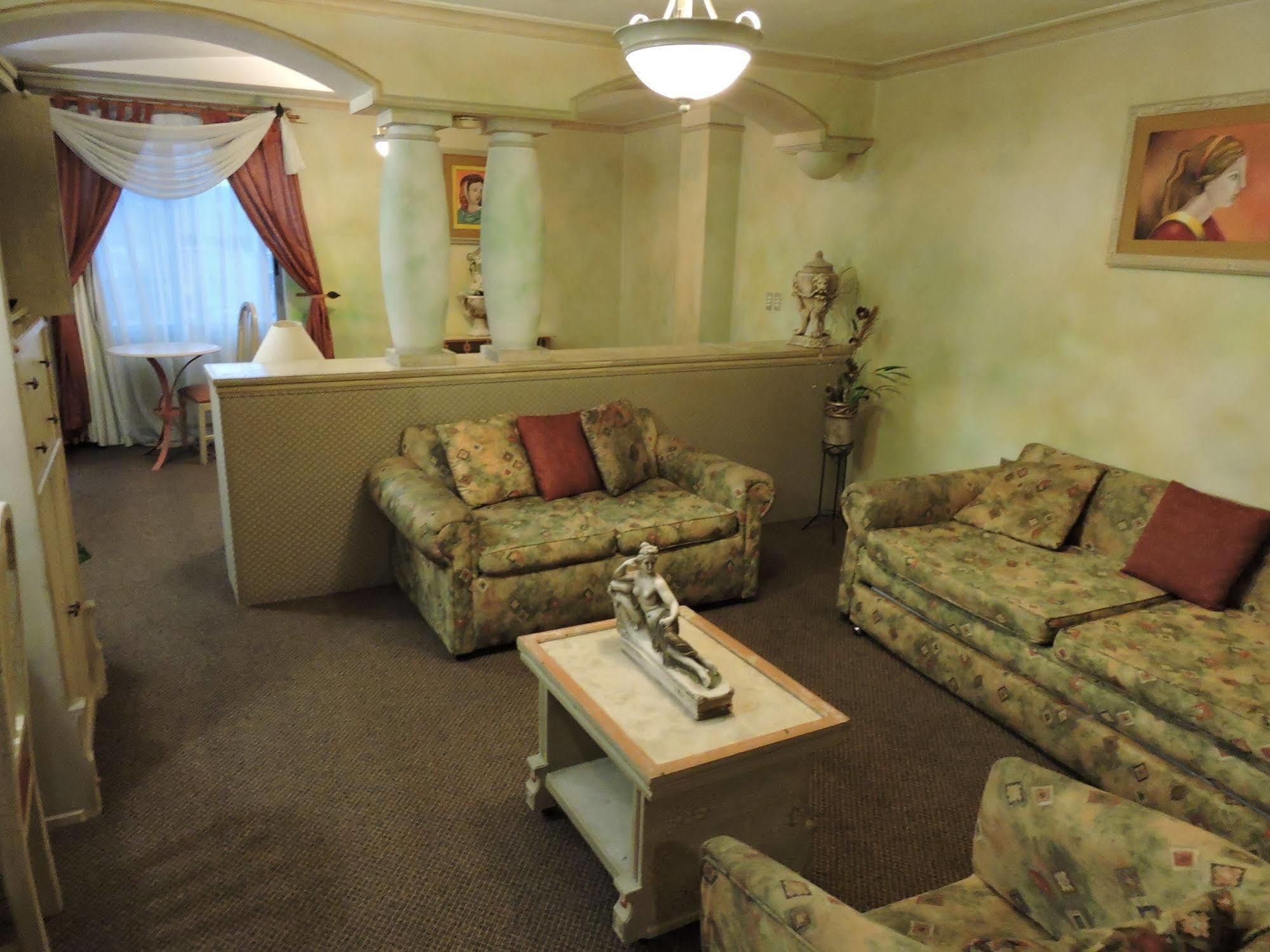 Hotel Quinta Cesar ซานฮวน เด ลอสลากอส ภายนอก รูปภาพ