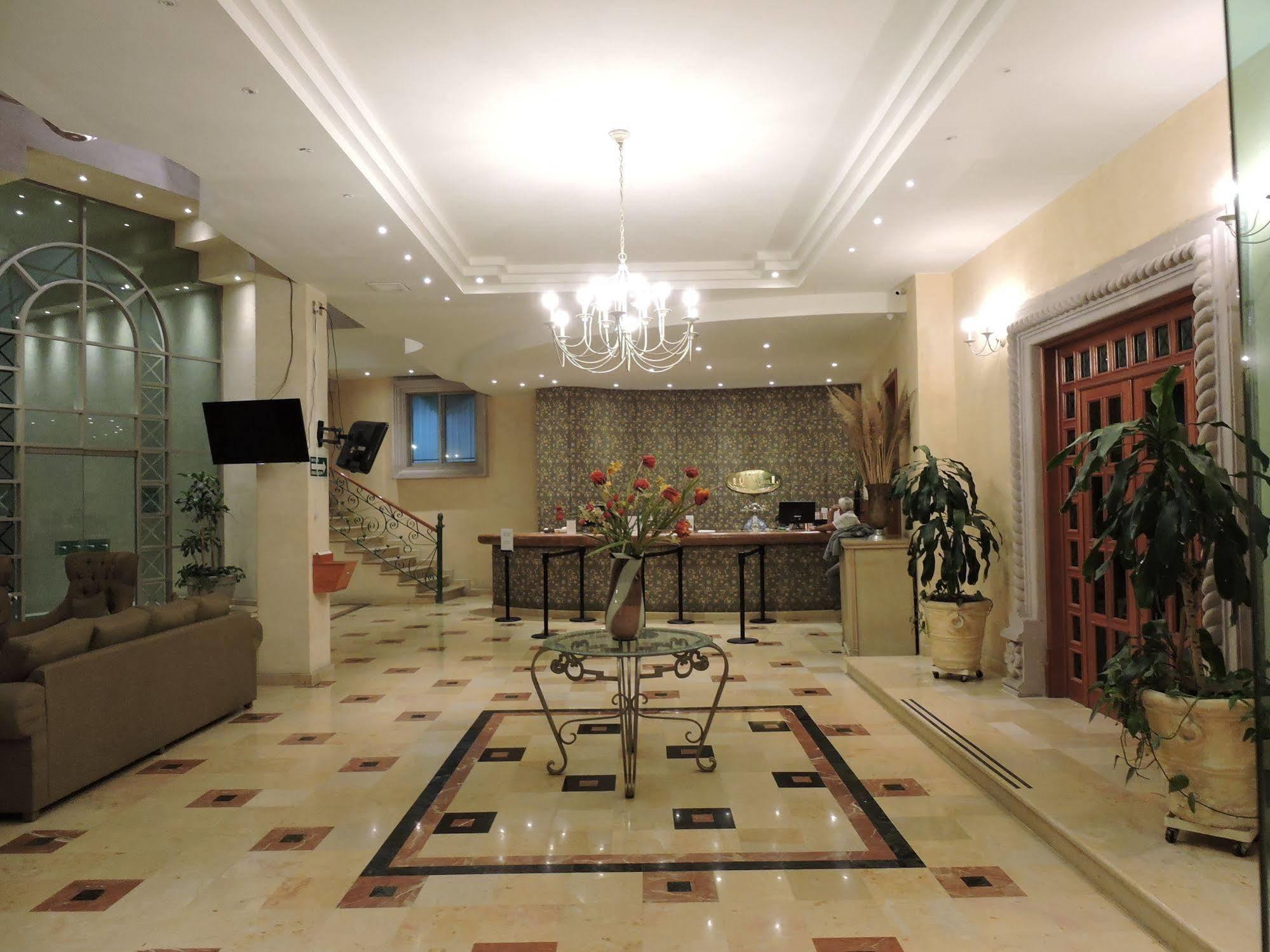 Hotel Quinta Cesar ซานฮวน เด ลอสลากอส ภายนอก รูปภาพ
