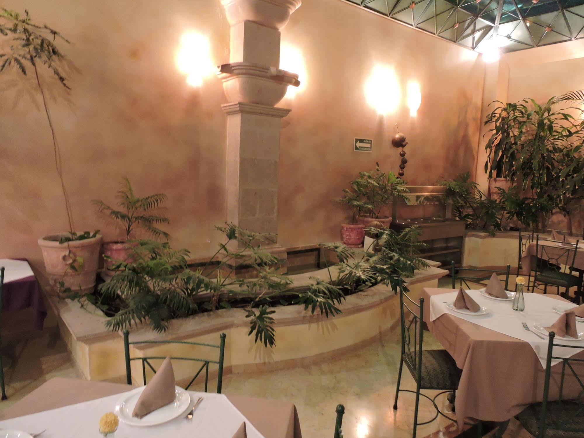 Hotel Quinta Cesar ซานฮวน เด ลอสลากอส ภายนอก รูปภาพ
